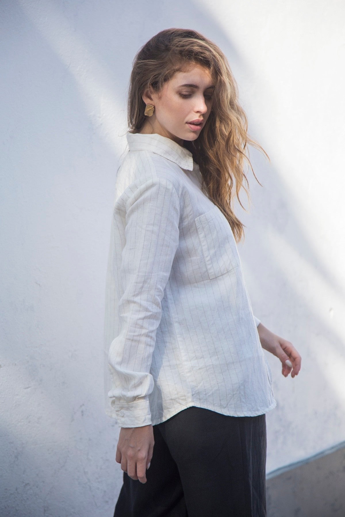 camisa feminina alma listras taupe