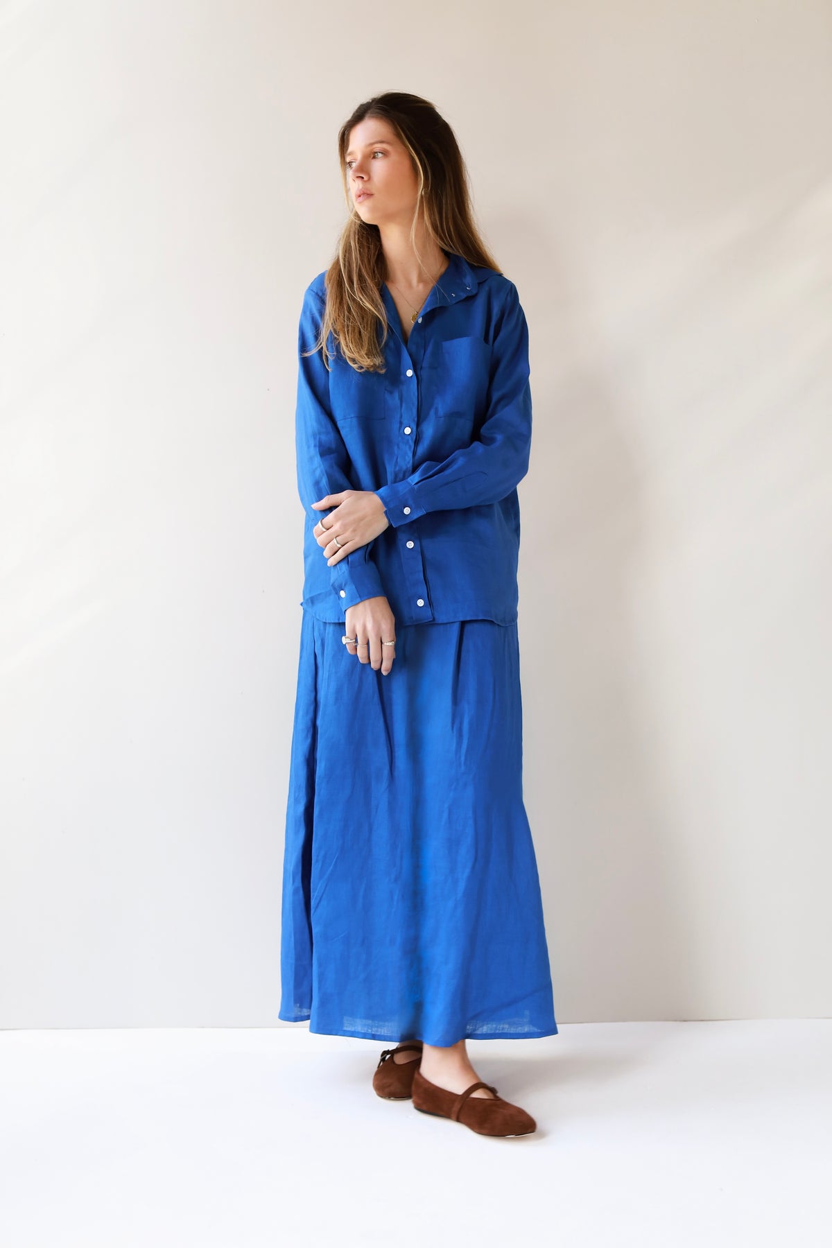 saia 100% linho feminina azul royal Marbella